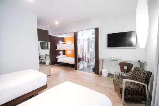 珀蒂宮總統卡斯特拉納酒店