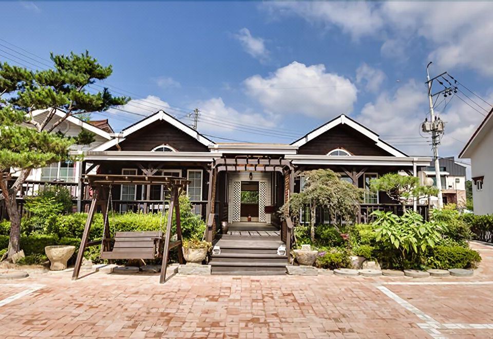 경주 아름마루 펜션 호텔 후기, 예약 경주 호텔 추천 | 트립닷컴