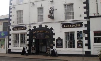 Three Tuns Hotel