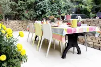 Maison d'hôtes - Une Odeur de Tilleul - Pools