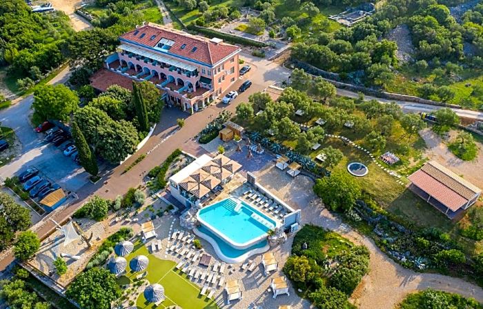 Hotel Kanajt
