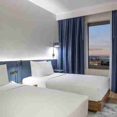 Hampton by Hilton Istanbul Arnavutkoy Rooms