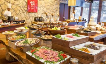 Hakuba Mominoki Hotel 白馬樅の木ホテル