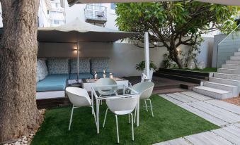 Zest Boutique Hotel by the Living Journey Collection