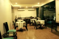 Riva Boutique Apartments Hotels in Penha de FranCa