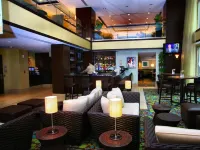 Hilton Garden Inn Bethesda Downtown - bar