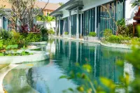Tajh Pool Villa Hotels near ما تشالونج