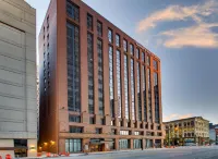 Drury Plaza Hotel Milwaukee Downtown Các khách sạn gần Milwaukee Triangle