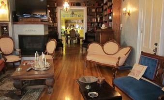 Amie St.Jéan Bed and Breakfast - Housity