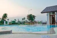 111 Resort and Spa Hotel a Sankhaburi