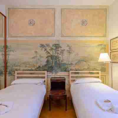 Altido Lovely Apt with Communal Pool in Nervi Rooms