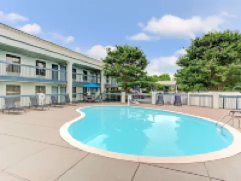 Baymont by Wyndham Murfreesboro Hotels in Murfreesboro