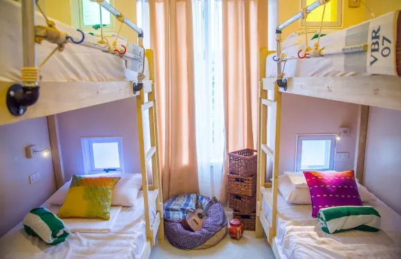 海船舊物藝術家海灘旅館