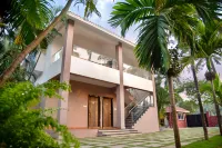 Jimmy Beach Resort