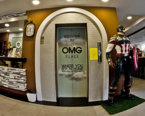 OMG Hotel Hotels near U-Bar