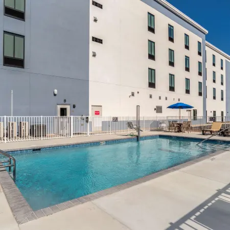 Comfort Inn & Suites Panama City Beach - Pier Park Area