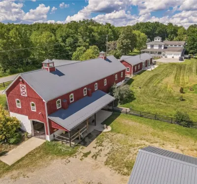 Letchworth Farm Guesthouses Hotels in Portage