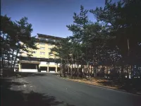 Yahatakan Hotels near Daizen Shrine