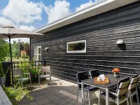 "Nele" - 400m from the Sea