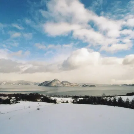 Lake Toya Private Log House