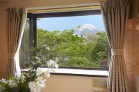 Near Lake Yamanaka Whole Building Rental Facility Hotel di Yamanakako