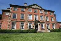 アンスティホール のホテル