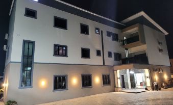 The Charis Hotel & Suites
