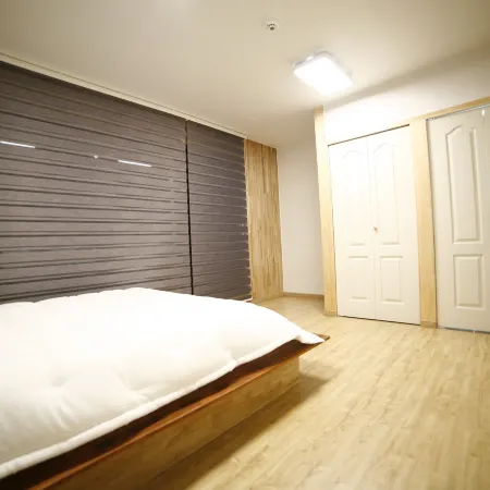 Muan Viento Sol Beach Pension