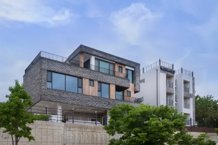 Uljin Serendipity Pension