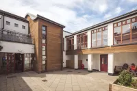 Bushmills Hostel Hotels near Giant's Causeway & Bushmills Railway