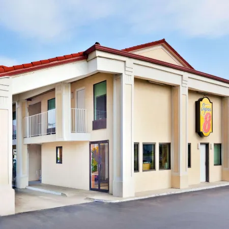 Super 8 by Wyndham Ringgold/Chattanooga Area