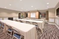 Microtel Inn & Suites by Wyndham Gardendale Hotel di Fultondale