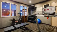 Best Western Plus Rama Inn  Suites - salle de sport
