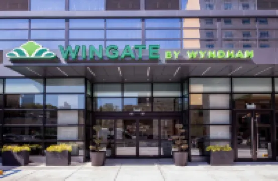 Wingate by Wyndham Long Island City Hotels near 5th Avenue