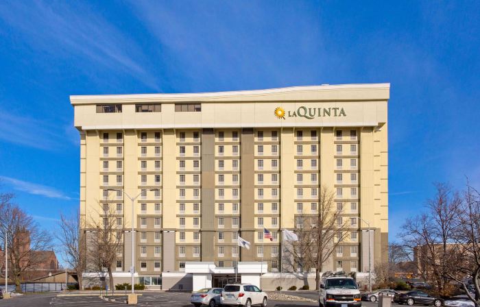La Quinta Inn & Suites by Wyndham Springfield MA