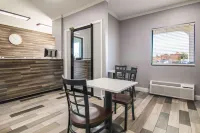 Super 8 by Wyndham Perry GA
