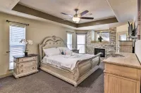 Waterfront Family Home w/ Patio in Hitchcock