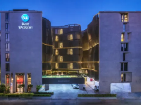 Best Western Ratchada Hotel Hotels near BMA Bangkok City Hall 2 Building 2