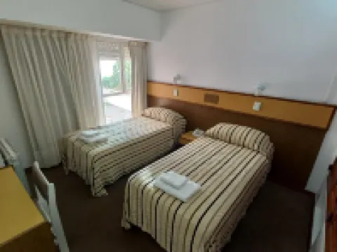 考斯塔內拉酒店 馬德林港酒店