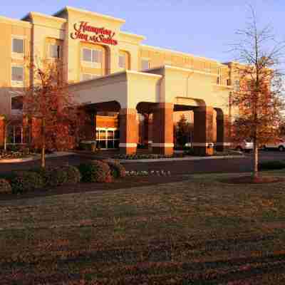 Hampton Inn & Suites Montgomery-EastChase Hotel Exterior