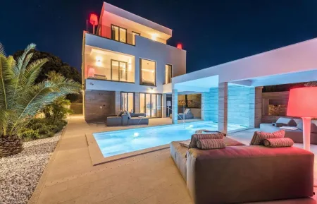 Villa Four Seasons Vrsi Отели в г. Vrsi