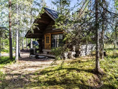 Tievatupa 2, Pienempi Hotel di 