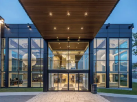 Otl Gouverneur Sherbrooke Hotéis em Sherbrooke