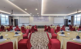 Golden Tulip Essential Makassar