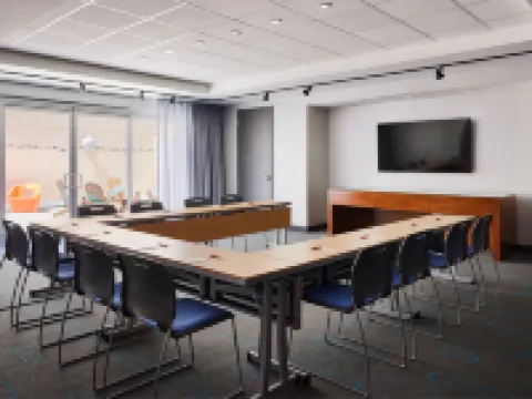 Aloft Leawood-Overland Park Hotels in Leawood