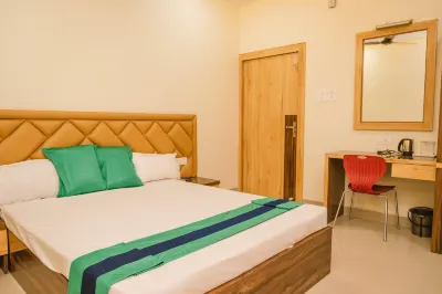 Hotel Green Apple Hotels near PitaMahal Dam