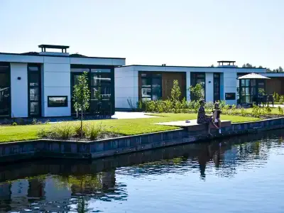MarinaPark Nieuw Loosdrecht Hoteles en Nieuwersluis