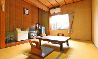 Iwami Tei