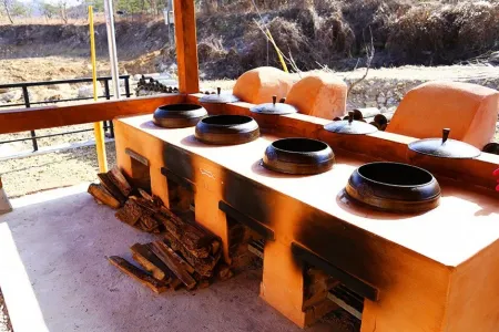 Gongju Sangsin Heuljip Pension Отели в г. Конджу