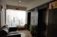Hotel Minerva Grand